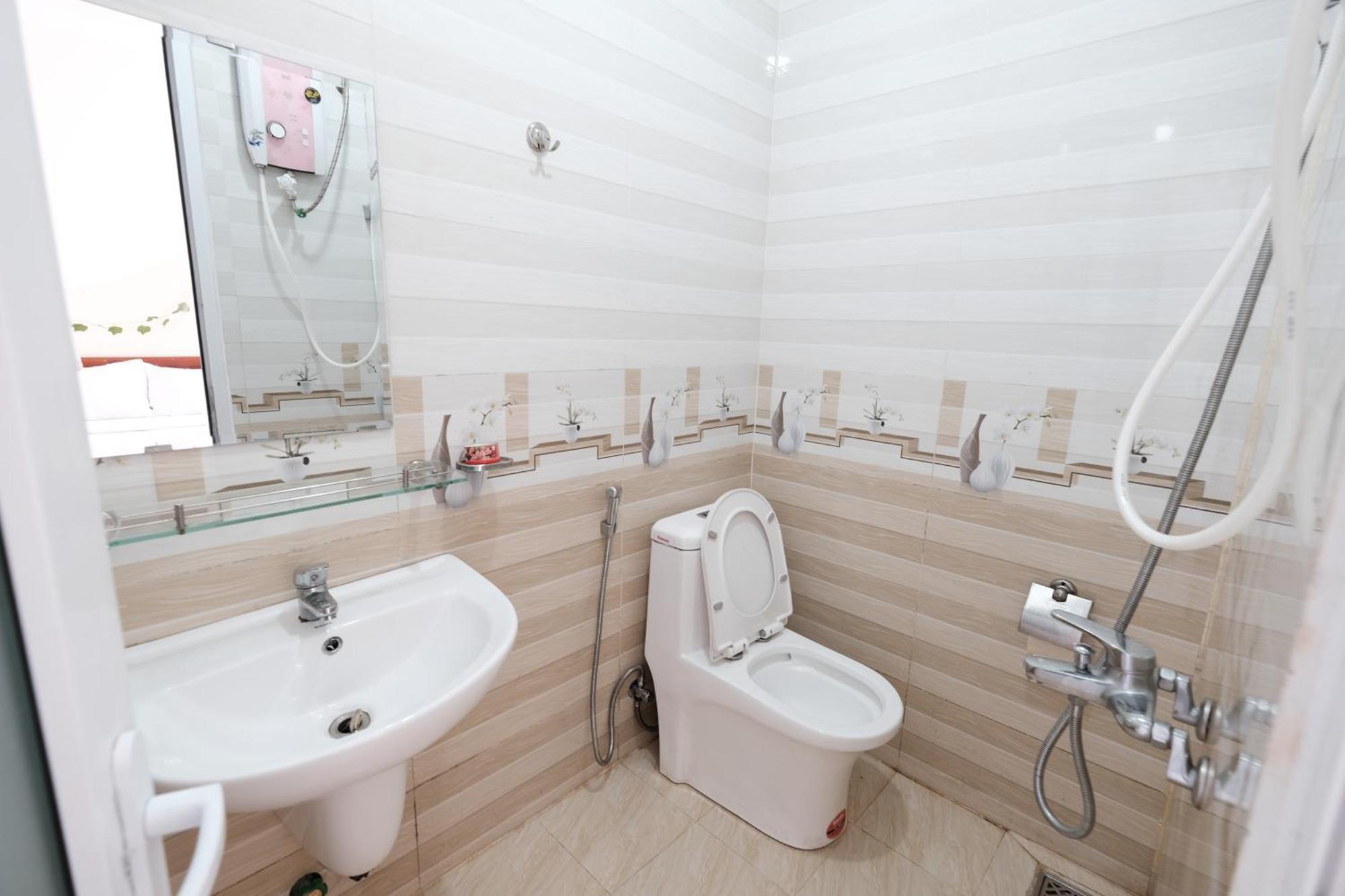 Con Meo Beo Hotell Dalat Exteriör bild